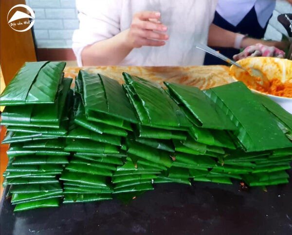 Set 14 cái bánh nậm